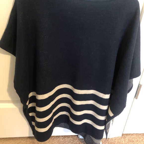 Ann Taylor LOFT Color block poncho - Picture 2 of 7